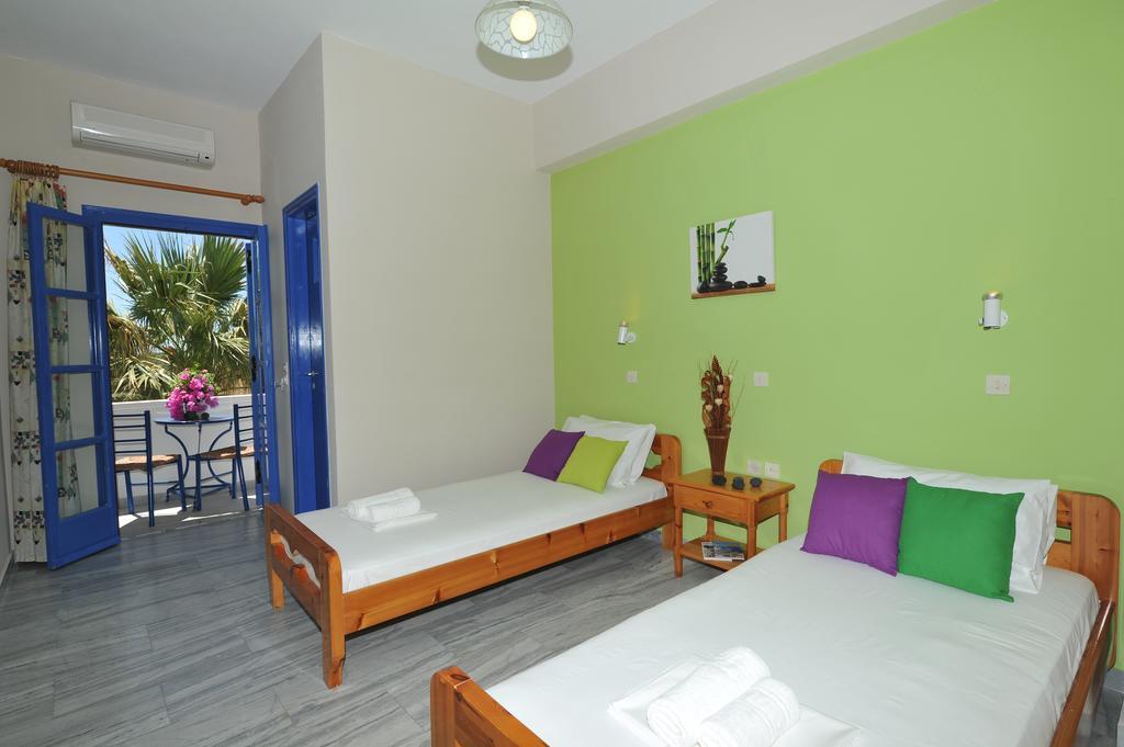 Nikolas Villas Perivolos  Room photo